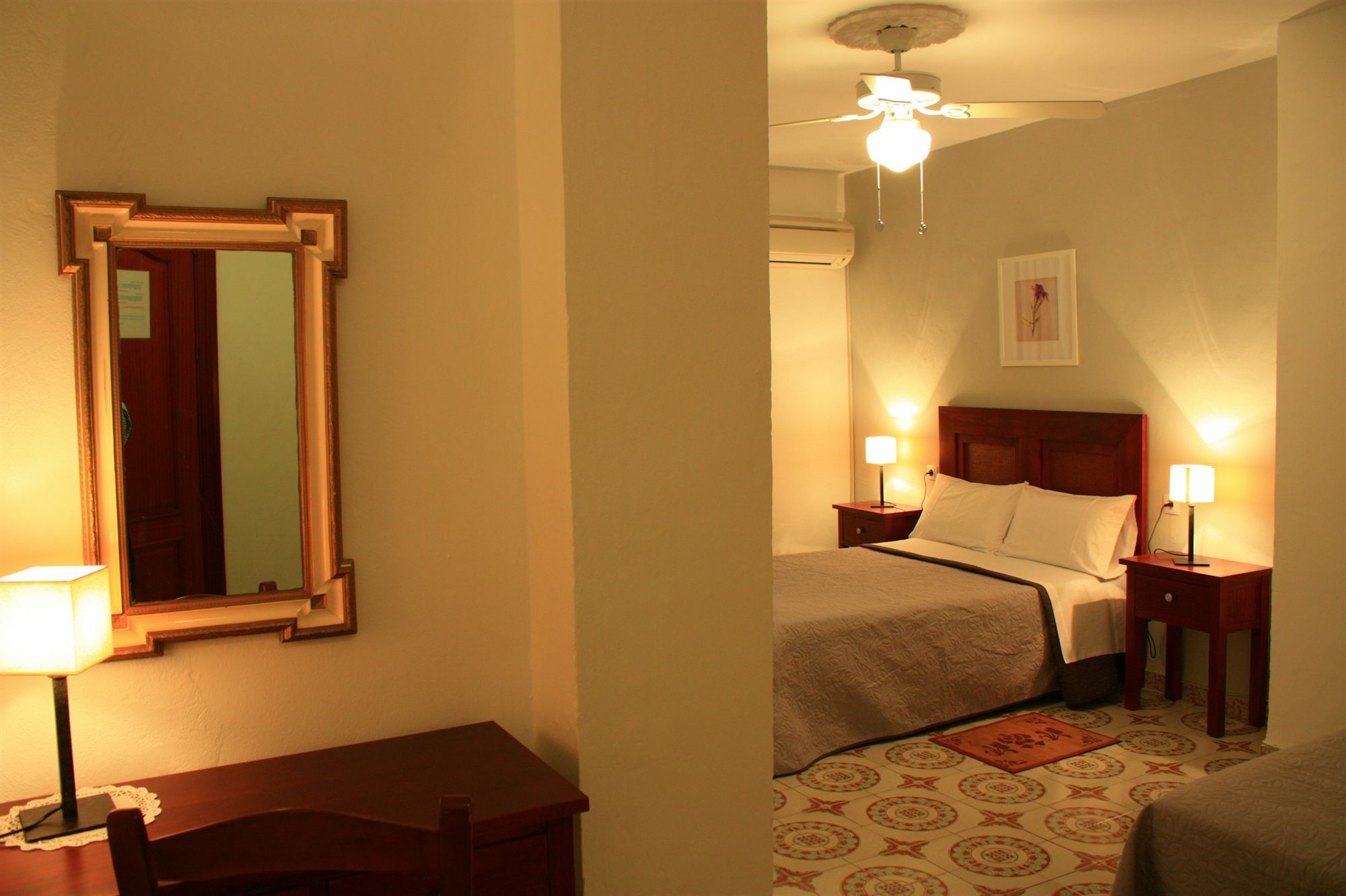 Hotel Toril Антекуера Екстериор снимка
